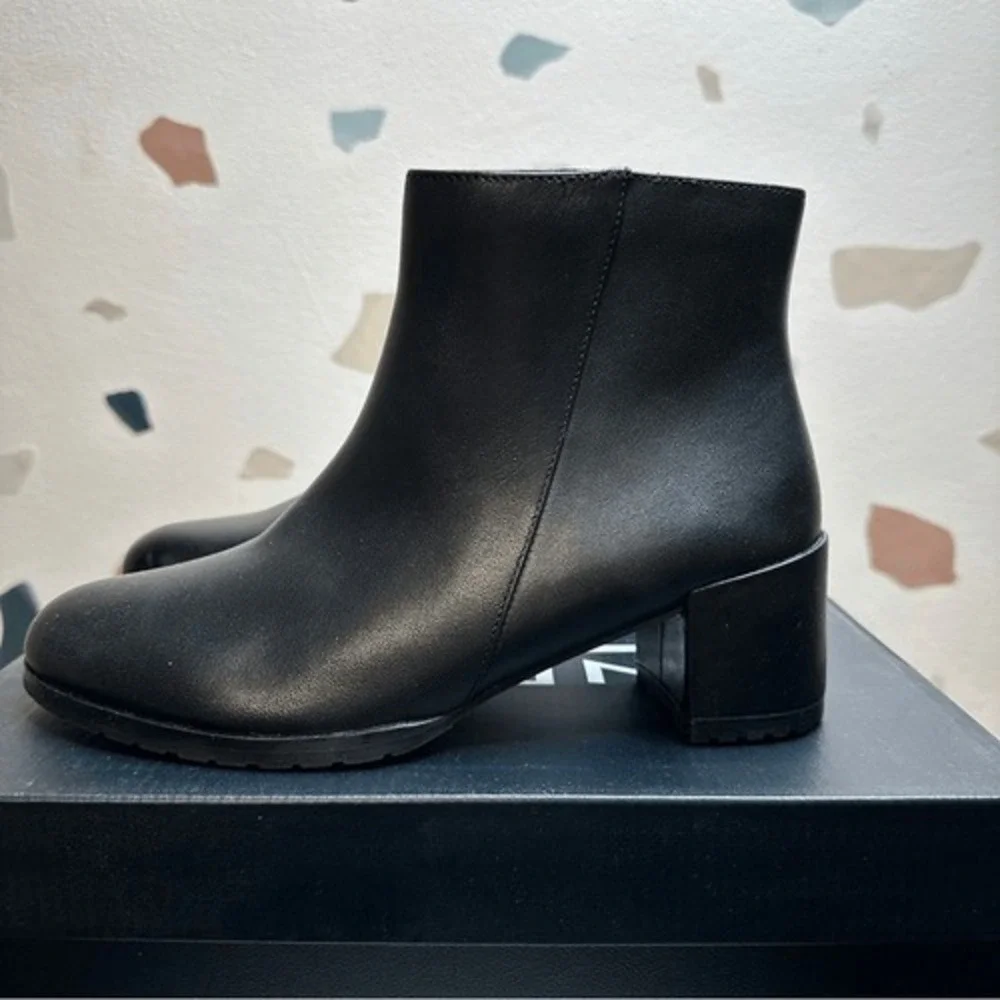 NATURALIZER Black Bay Waterproof‎ Leather Block Heel Ankle Booties Size 6M